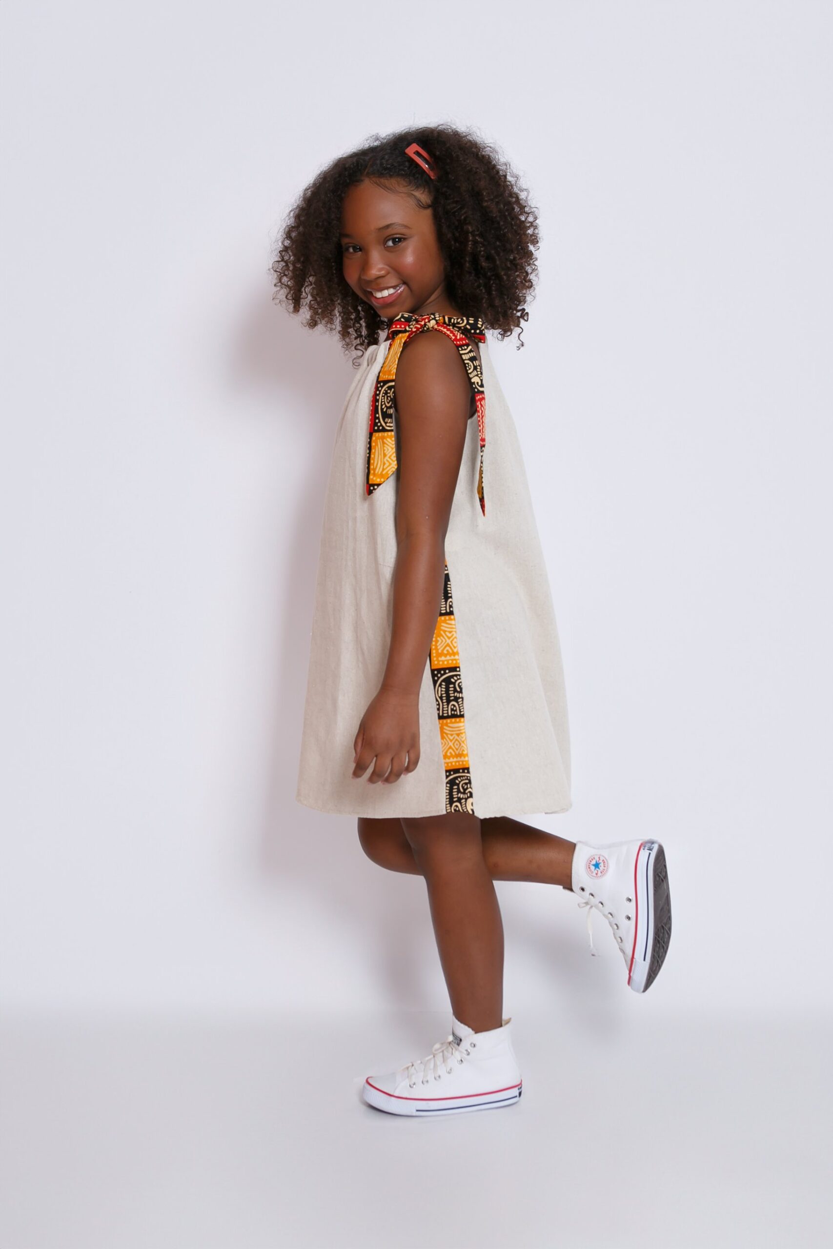 Vestido Trapézio Detalhe Africano