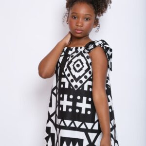 Vestido Trapézio Preto e Branco